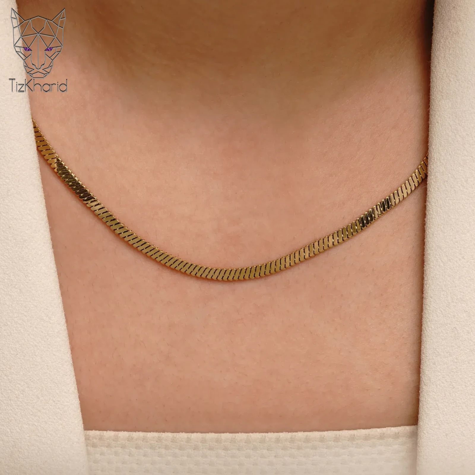linier chain gold steel necklace